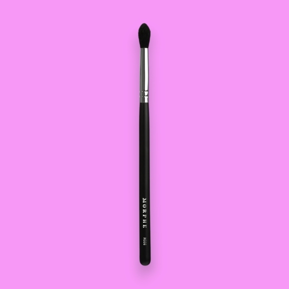 Morphe M330 Blending Crease Eyeshadow Brush - Picture 1 of 5